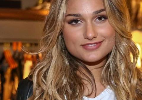 Sasha é clicada curtindo carnaval com namorado, Bruno Montaleone