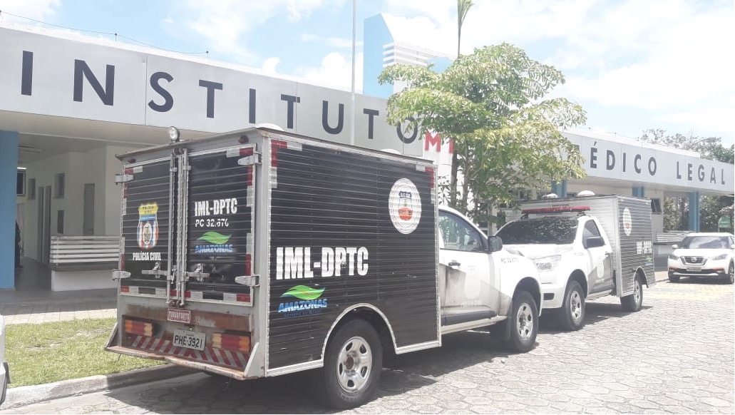 Em Manaus, Mulher é morta a facadas e companheiro é suspeito de ter cometido o crime