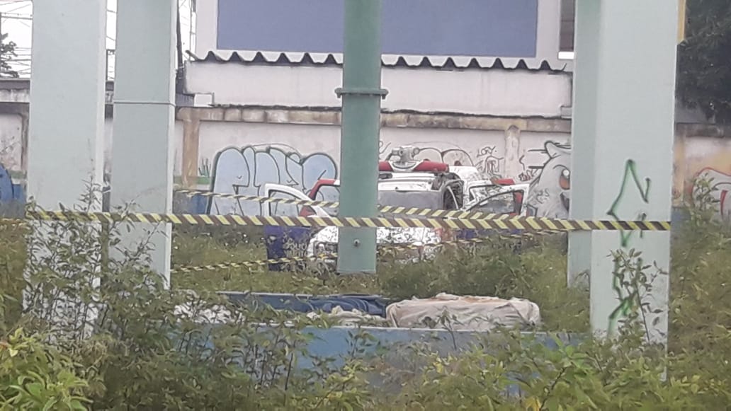 Corpo de homem é encontrado embaixo de caixa d'água em Manaus 