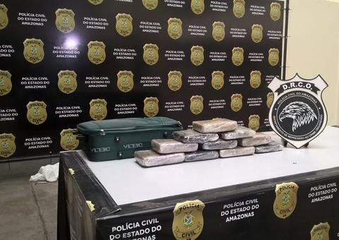 Drogas avaliadas em R$ 50 mil são encontradas entre bagagens de lancha em Manaus