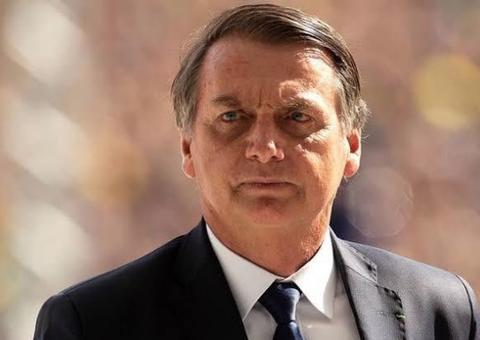 Mídia internacional repercute post obsceno publicado por Bolsonaro