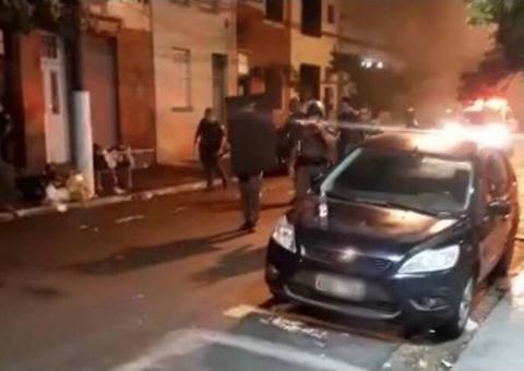 'Não tenho cerimônia em quebrar cara de mulher', diz policial após bombas em bloco de carnaval
