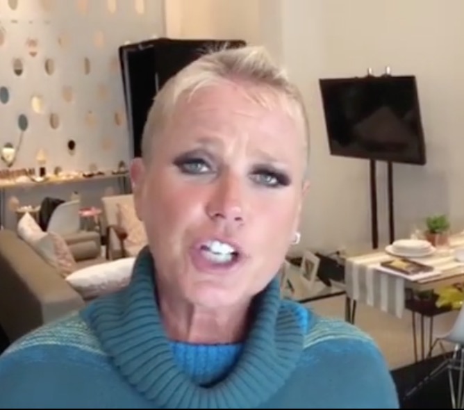 Xuxa se revolta após falsa troca de farpas com Bolsonaro viralizar na internet