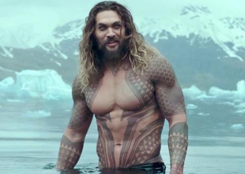 Avião de Jason Momoa, o Aquaman, faz pouso de emergência após pane