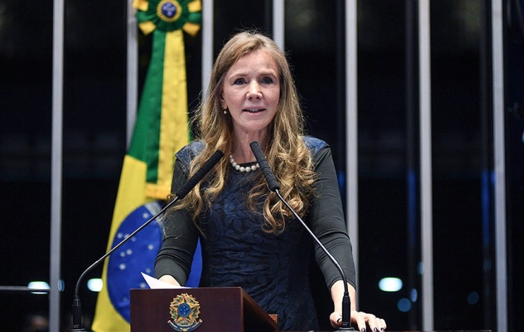 Vanessa Grazziotin convoca militância para ato em defesa da democracia na Venezuela 