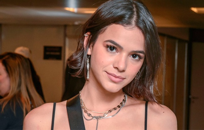 Bruna Marquezine volta ao Instagram após polêmica