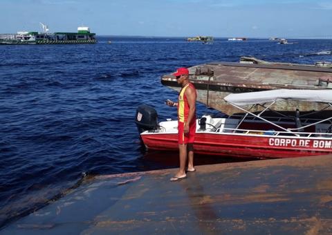Trabalhador sai para resfriar aço e desaparece no Rio Negro