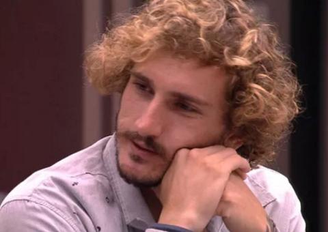  Internautas sobem a hashtag #FicaAlan após brother ser indicado ao Paredão 