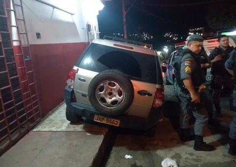Grupo rouba carro e troca tiros com policiais durante perseguição em Manaus