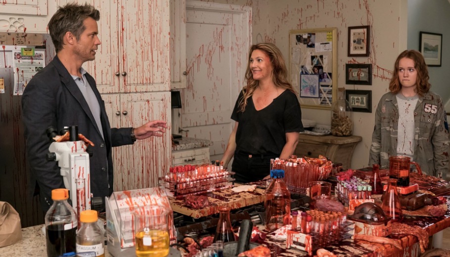  3ª temporada de Santa Clarita Diet ganha trailer completo. Vem ver