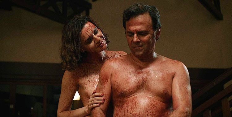 Terror O Clube dos Canibais ganha trailer ‘pesadão' com nudez e violência. Confira