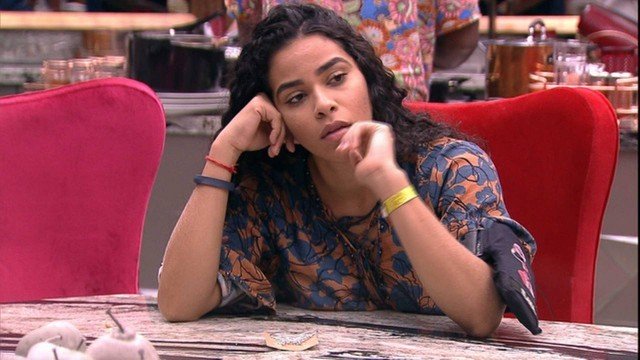 BBB19: Clima fica tenso entre Elana e Gabriela: 'Não fala assim comigo'