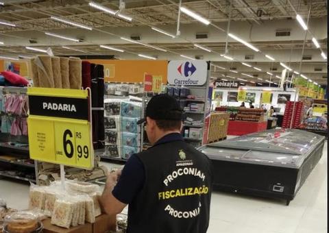 Em Manaus, Carrefour é multado por venda de alimentos vencidos  