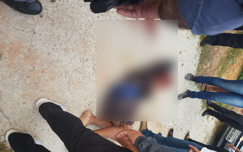 Adolescente é flagrado roubando e leva surra de populares em Manaus