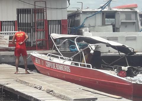 Em Manaus, homem sofre ataque epilético e morre afogado ao cair de canoa