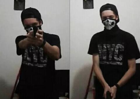 Assassino postou fotos com arma minutos antes do massacre 