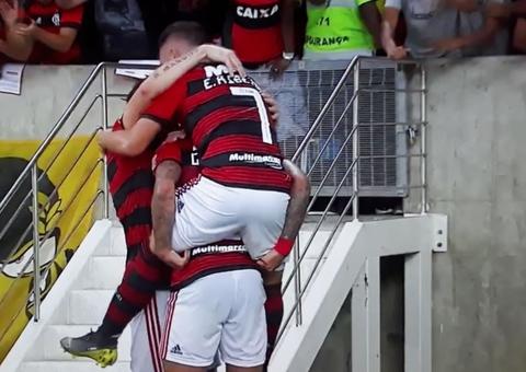 Flamengo vence e se isola na liderança do Grupo D   