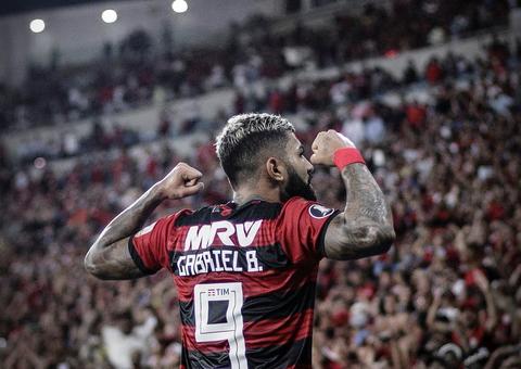 Flamengo marca três vezes e vence fácil LDU