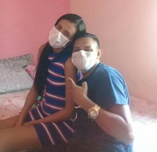 Ex-candidata a miss esfaqueada em assalto recebe alta e deixa hospital em Manaus