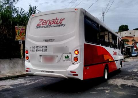 Encapuzados, homens invadem rota e roubam funcionários do Distrito em Manaus