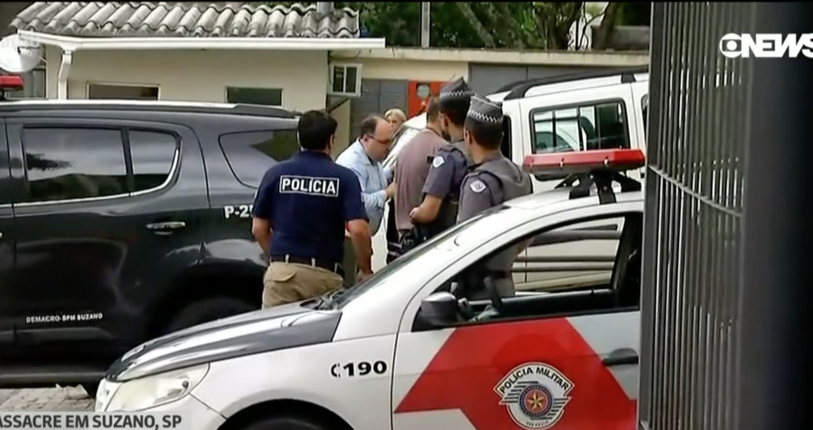 Suspeito se apresenta, nega participação em planejamento do ataque em escola e é liberado