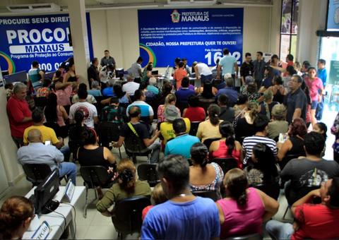 Mais de mil pessoas são atendidas em mutirão de negociação de dívidas do Procon em Manaus
