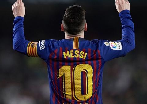 Messi dá show, Barcelona goleia o Betis e abre 10 pontos na liderança do Espanhol
