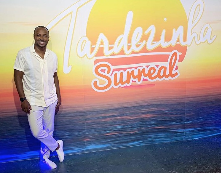 Thiaguinho comanda Tardezinha Surreal em Manaus