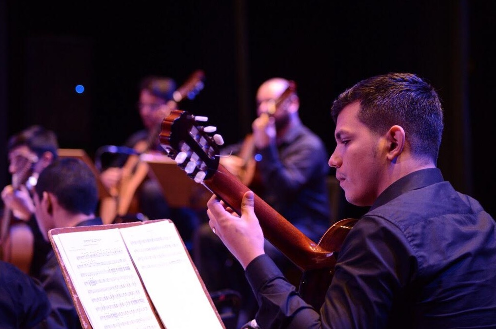 Orquestra de Violões apresenta concerto de Heitor Villa-Lobos no Teatro Amazonas 