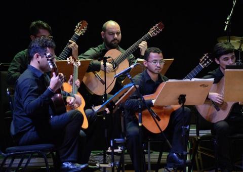 Orquestra de Violões do Amazonas apresenta concerto gratuito no Teatro Amazonas