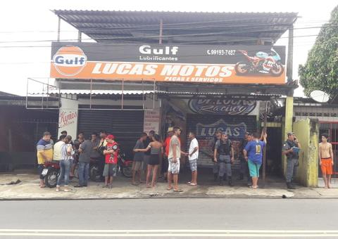 Em Manaus, homem leva tiro na cabeça enquanto trabalhava em oficina 
