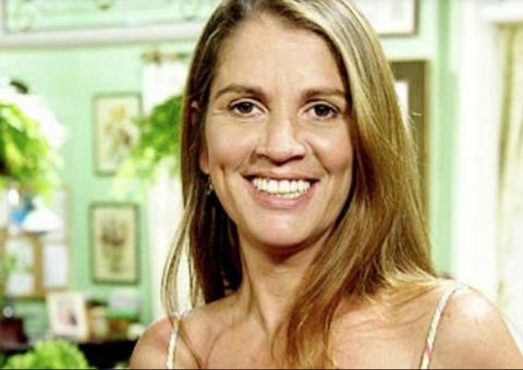 Atriz Tassia Camargo sofre infarto e é internada em UTI