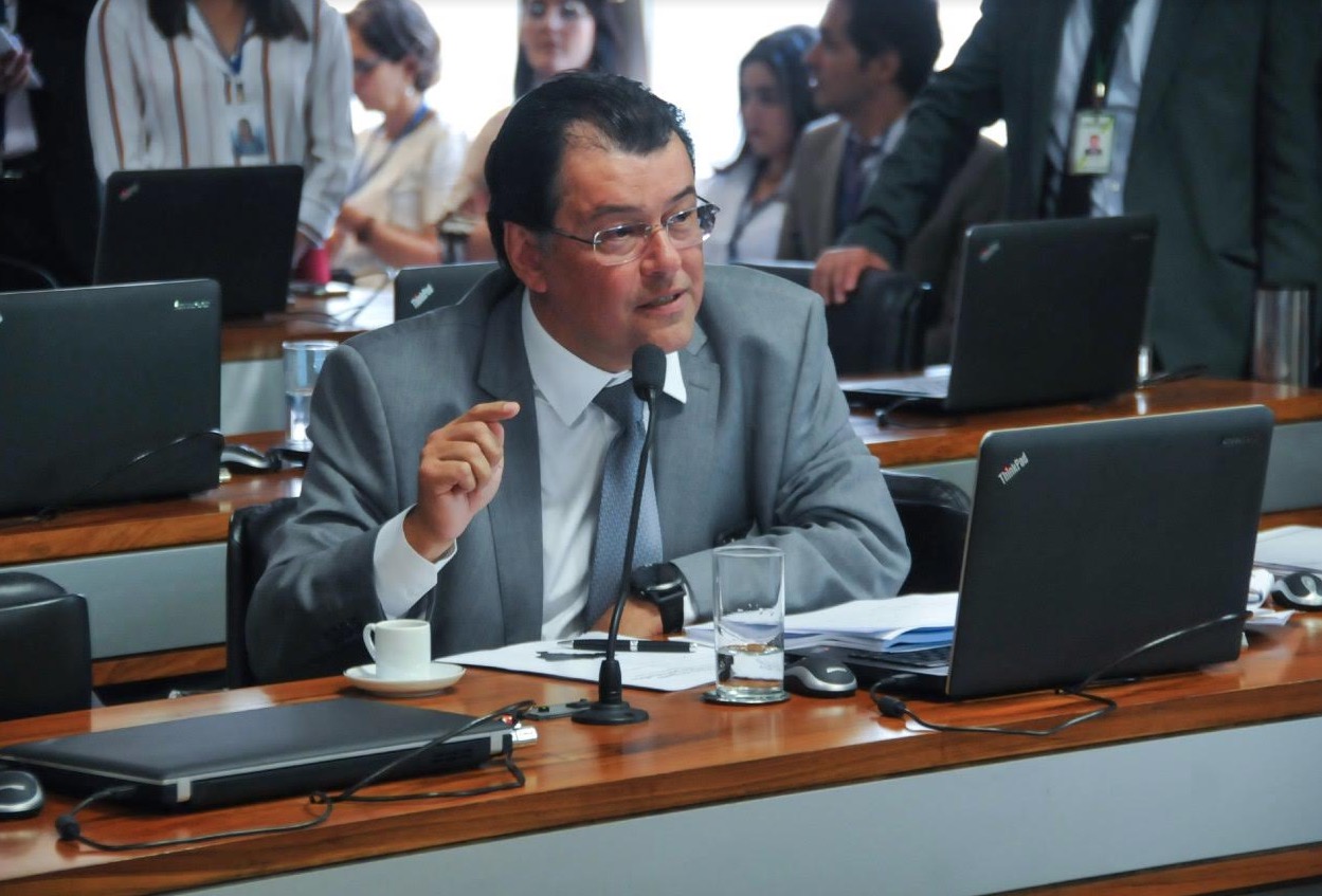 Eduardo sobre reforma da Previdência: povo não pode pagar por privilégios