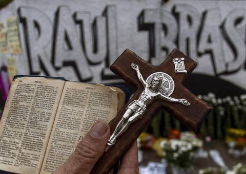 Massacre em Suzano completa uma semana e sobreviventes fazem homenagens as vítimas