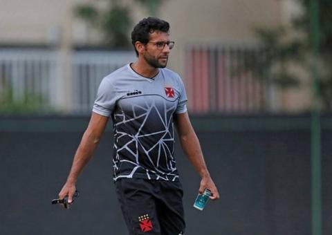 Vasco enfrenta Resende fora de casa para ficar mais perto da semi da Taça Rio