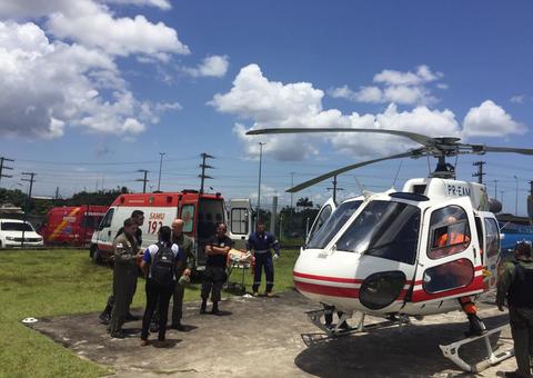 Agricultor é resgatado por helicóptero após cair de árvore no Amazonas 