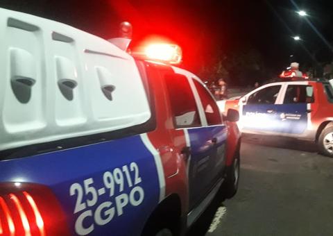 Homem é alvejado com 12 tiros após sair de casa em Manaus