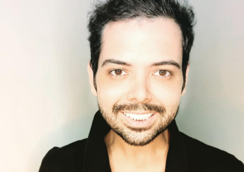 Em entrevista, humorista revela ser homossexual 