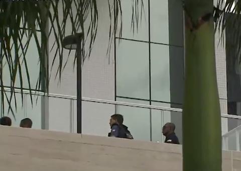 Pai e filho de cinco anos morrem após cair do 15ª andar de prédio