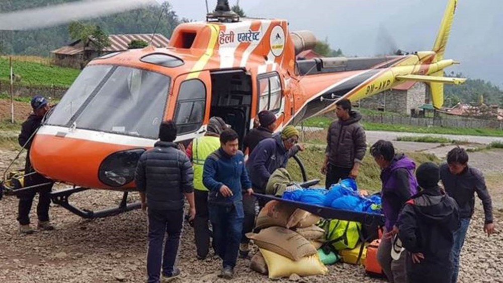 Com derretimento de geleiras no Everest, corpos de montanhistas começam a ser encontrados