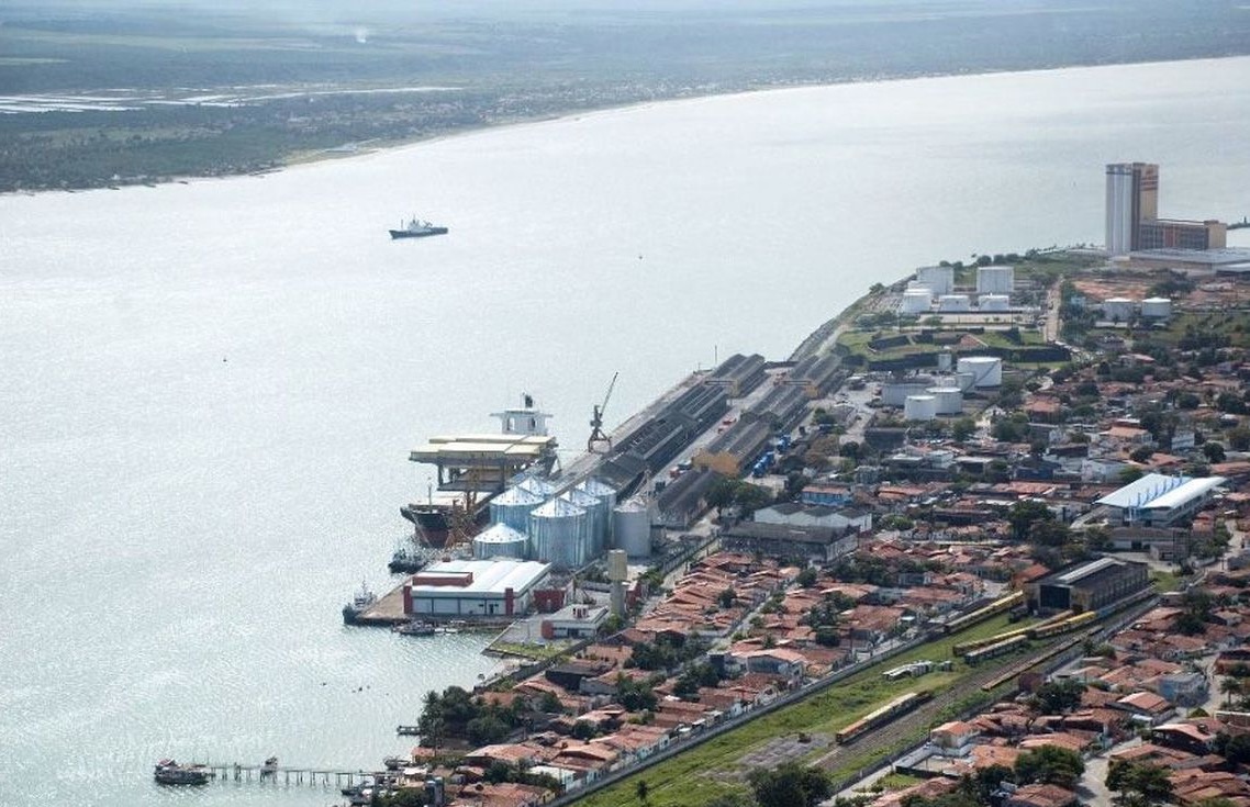 Leilão de portos arrecada R$ 219 milhões e supera as expectativas, segundo ministro