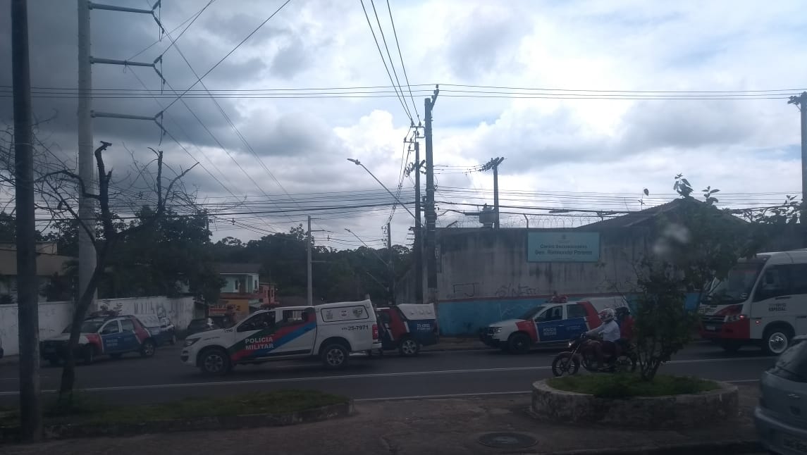 Em Manaus, dupla invade sede do INSS e toca o terror durante assalto