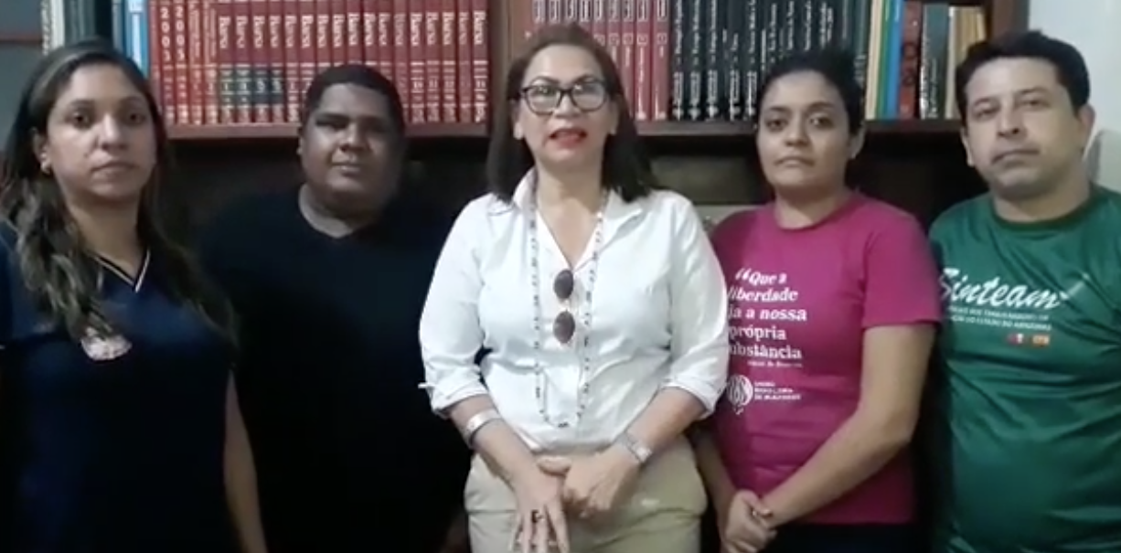 Professores rejeitam proposta de reajuste do governo e ameaça com nova greve 