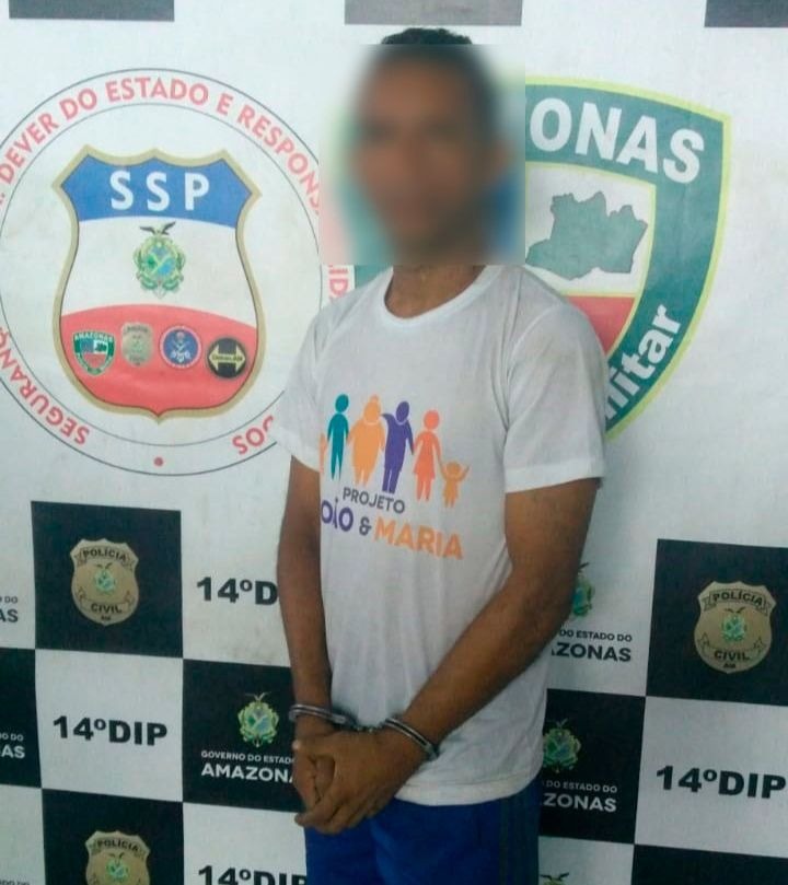 Em Manaus, venezuelano ataca homem com faca e causa pânico em ônibus 