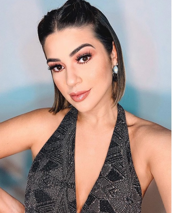 Vivian Amorim ganha festão de aniversário em Manaus; veja vídeos