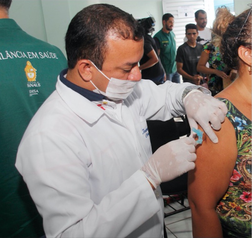 Quase 40% do público-alvo é vacinado contra Influenza em 3 dias de campanha em Manaus