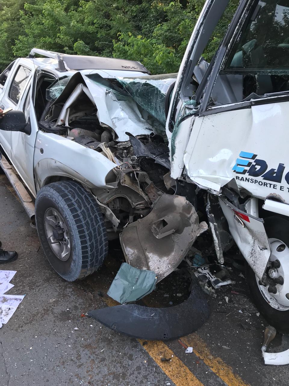 Duas pessoas morrem em acidentes diferentes na rodovia AM-010 nesse domingo