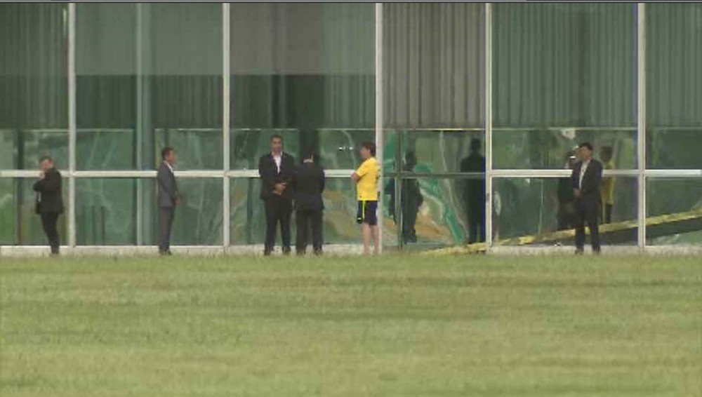 Bolsonaro recebe líder do governo na Câmara para discutir articulação da Previdência