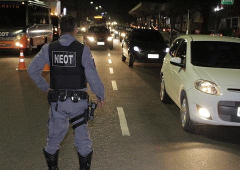 30 motoristas são flagrados pelo Detran dirigindo embriagados em Manaus