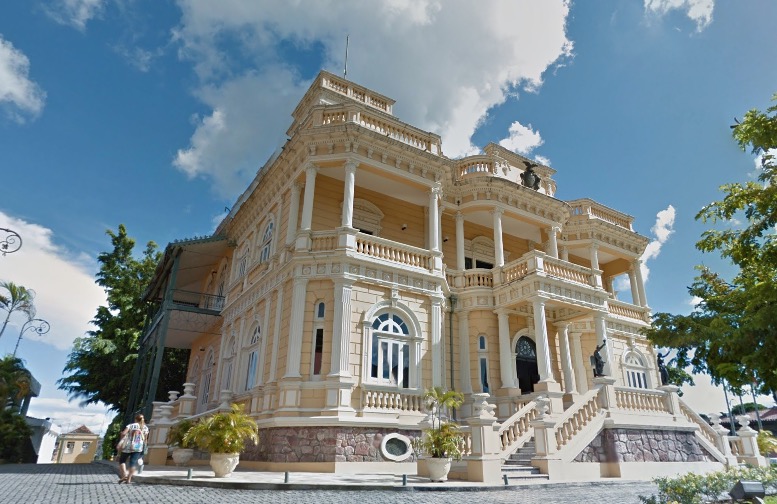 MP investiga sistemas de prevenção contra incêndio em prédios históricos do Amazonas 